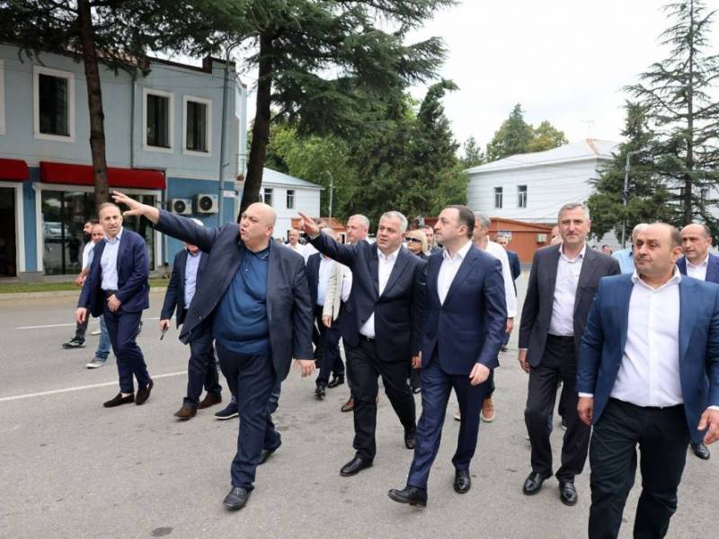 საქართველოს პრემიერ-მინისტრმა ირაკლი ღარიბაშვილმა ცაგერში ცენტრალური ბაზრის...